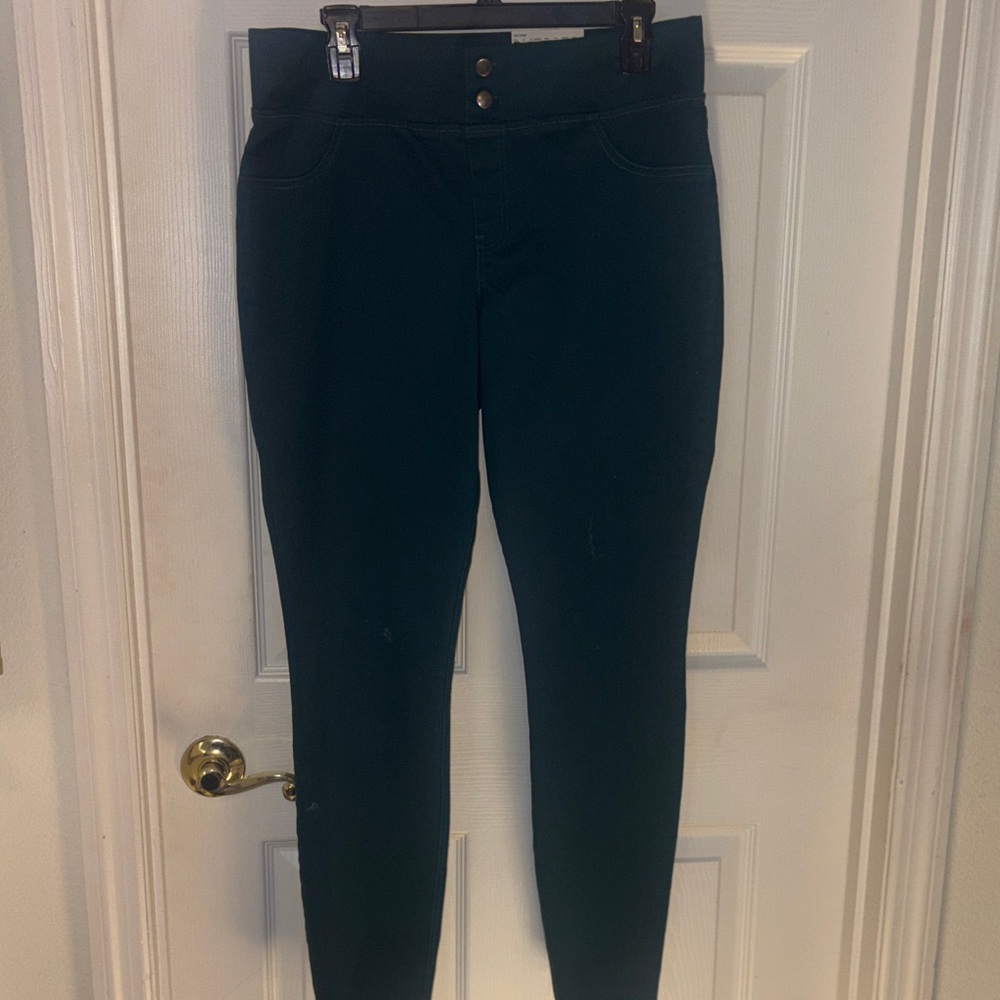 HUE Teal Buttoned Pants